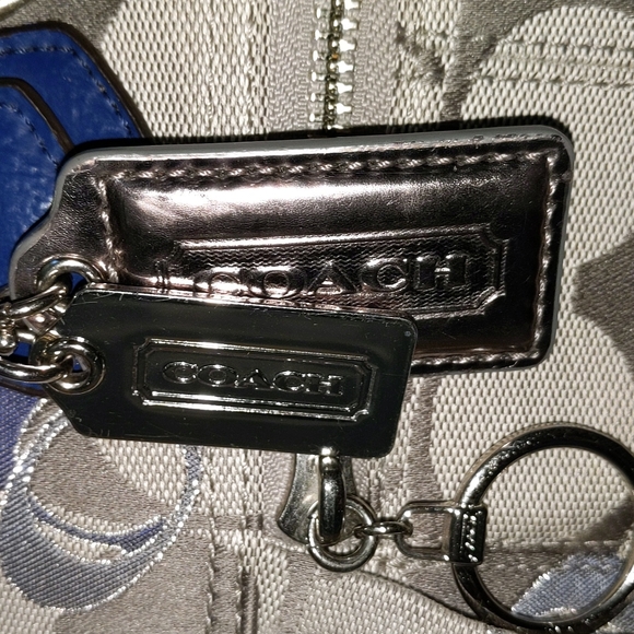 COACH LARGE ZIPPER TOTE WITH LARGE COIN PURSE - Picture 4 of 4